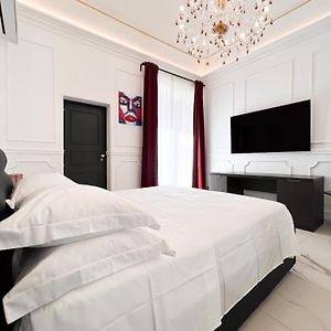 Camera con letto king size